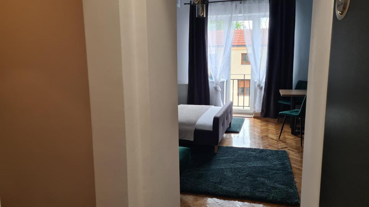 Bulevard Apartments Satu Mare Exteriör bild