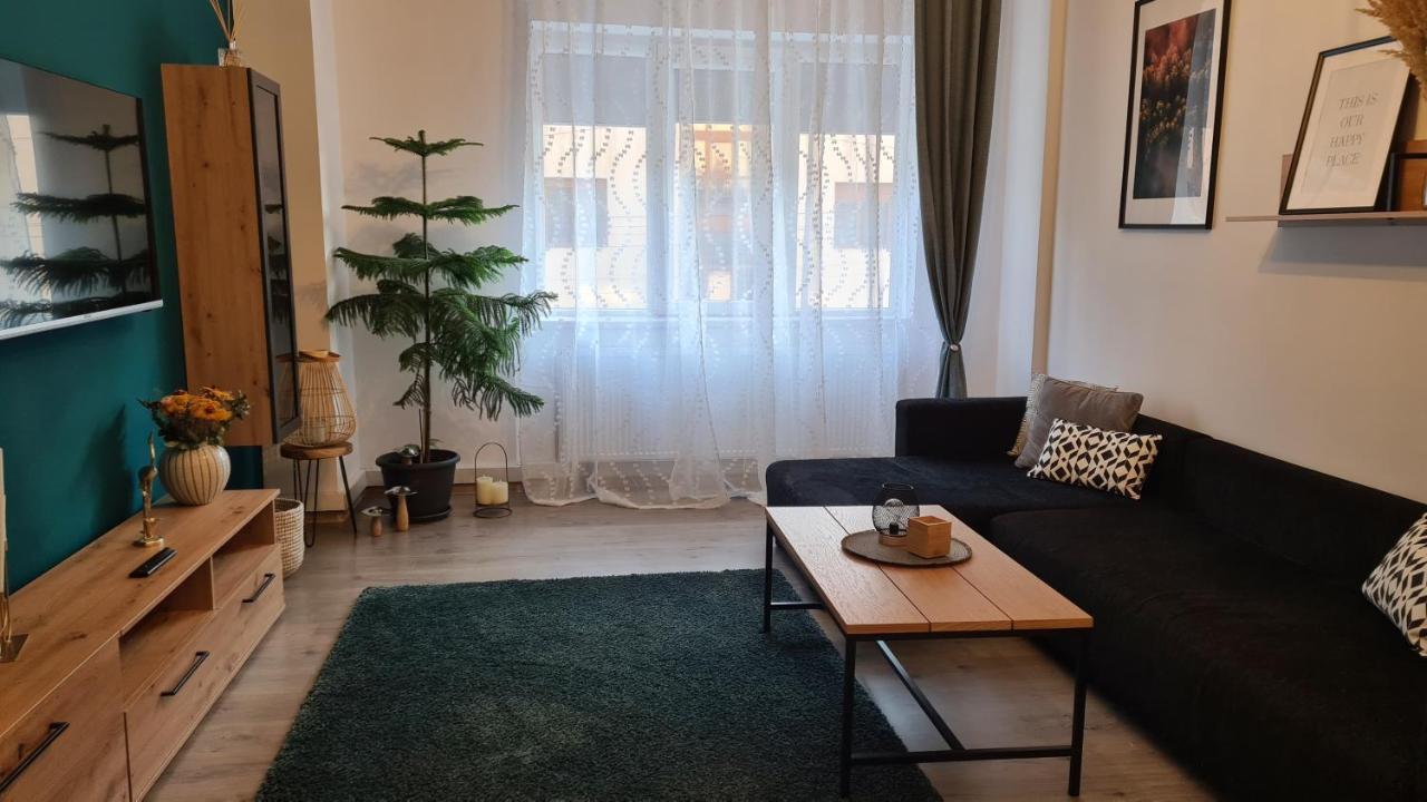 Bulevard Apartments Satu Mare Exteriör bild