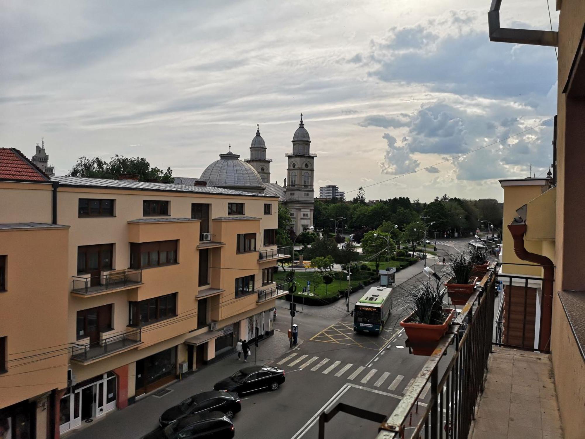 Bulevard Apartments Satu Mare Exteriör bild